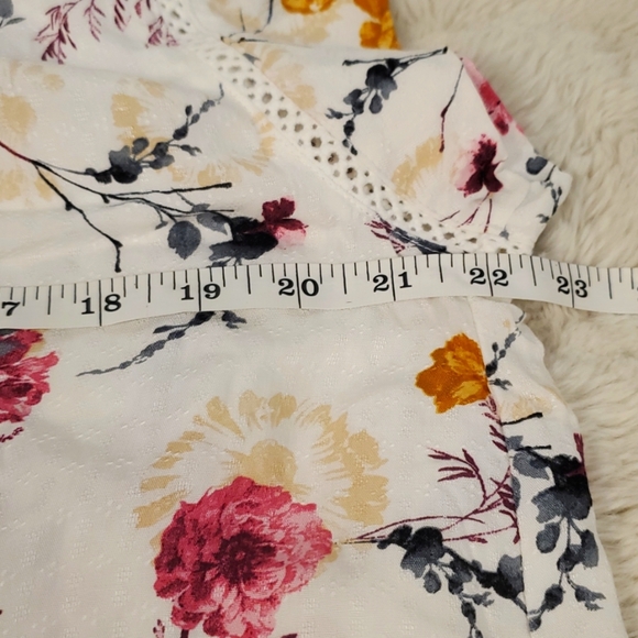 Buffalo David Bitton Floral Viscose Top Blouse M - Picture 12 of 12